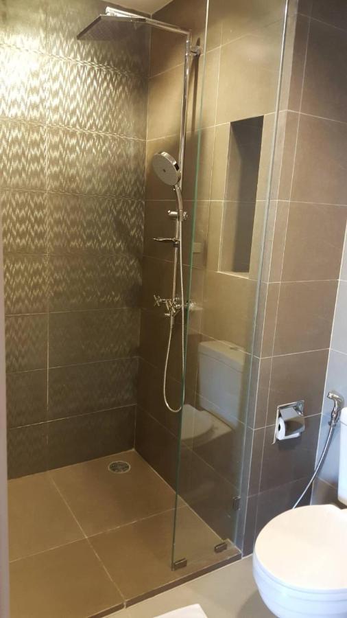 Raincondo Ampere تشا أم المظهر الخارجي الصورة
